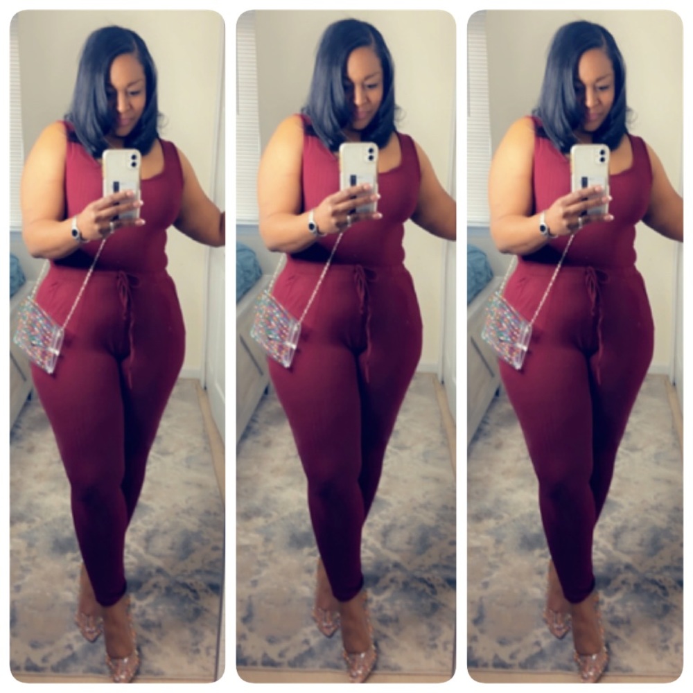 Women’s jumpsuit (burgundy)
